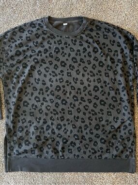 Old Navy Crewneck Sweatshirt